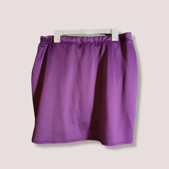 Her Universe Womens Plus Size Marvel Infinity War Infinity Stones Purple Skort - Picture 5 of 5